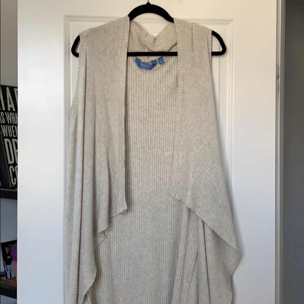 Simply Vera Wang Vest Sweater